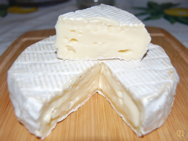 Как приготовить сыр с плесенью в домашних условиях