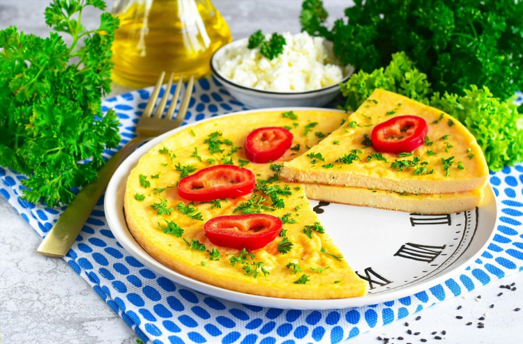 Сыр из творога и молока с яйцом